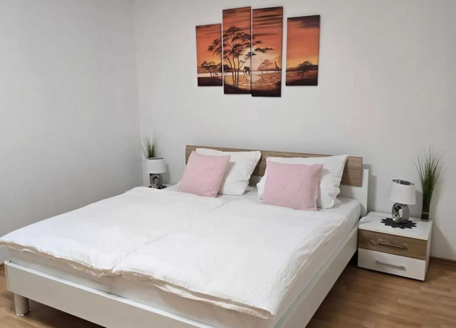 Ruhiges Apartment Naehe Bahnhof Hilti Kaufering Niemcy